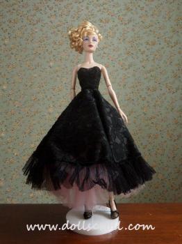 Madame Alexander - Alex - Black Swan Alex - Doll